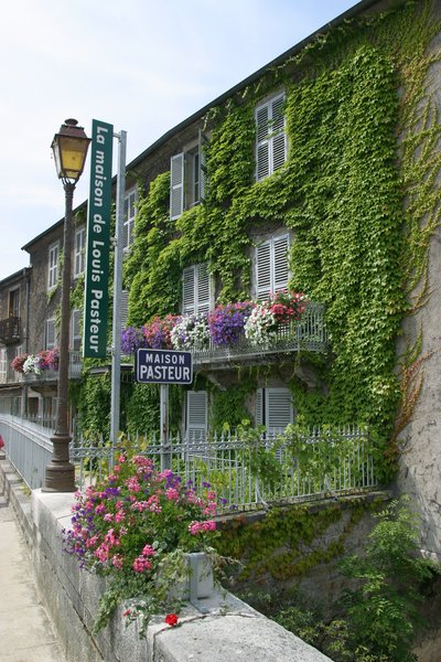 ARBOIS_Maison Pasteur extérieur 3 (2020)_Triangle d'or (2)