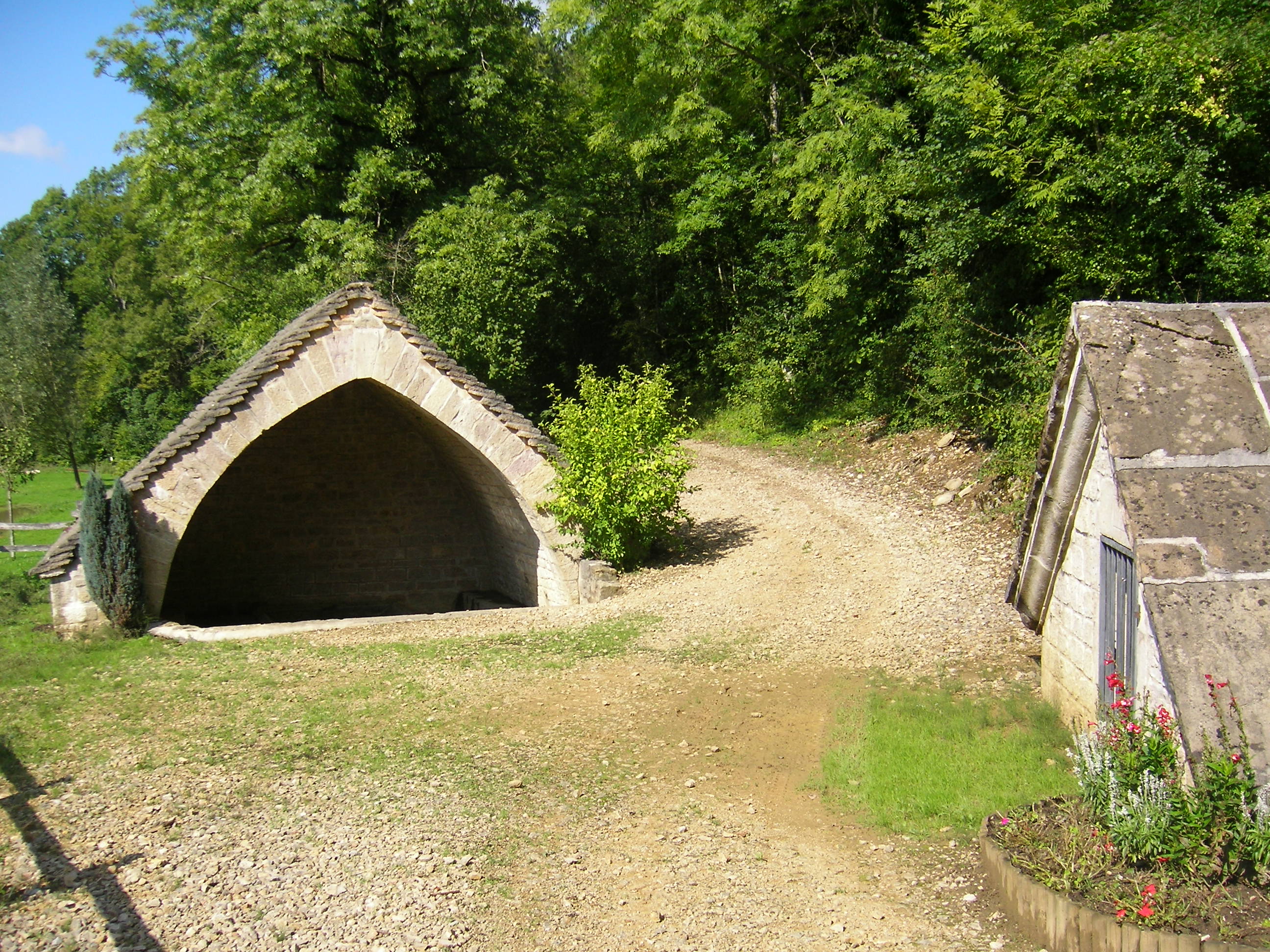 Lavoir-en-Ogive-DIGNA-JG