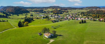 Le village de la Pesse