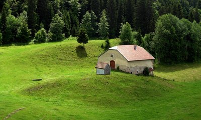 Ferme dans le haut-Jura