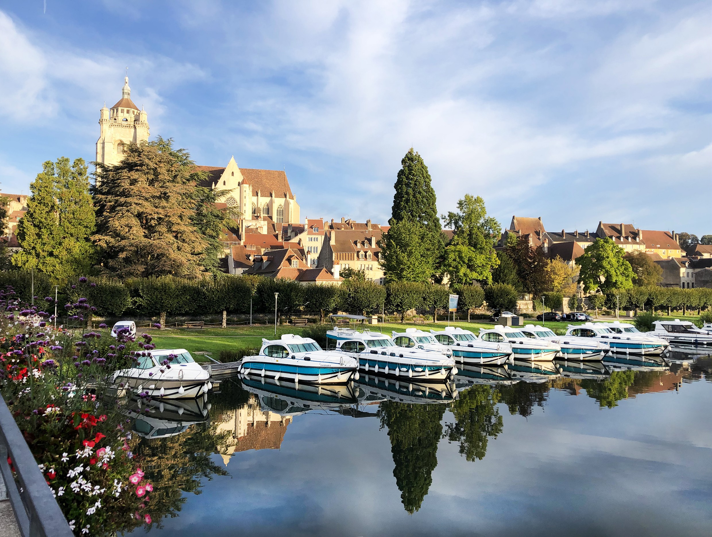 Ville de Dole, canal du Rhône au Rhin