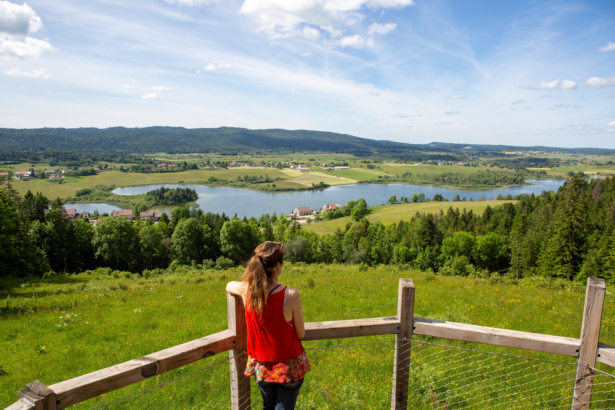 Silo à image sur le lac de l'Abbaye