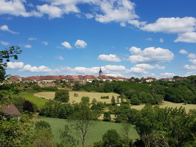 Vue sur le village de Montaigu