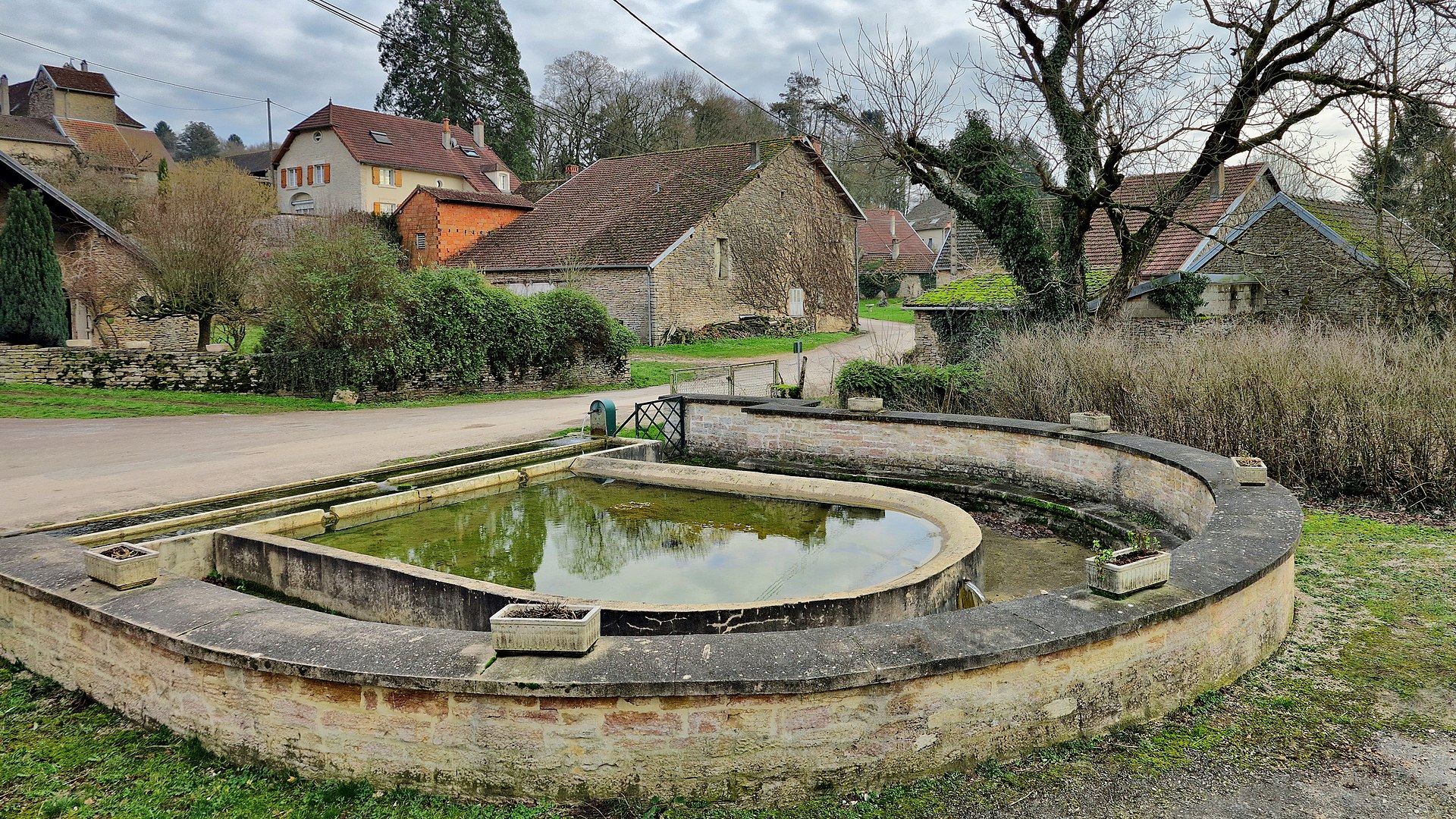 Taxenne, le lavoir-abreuvoir JGS25